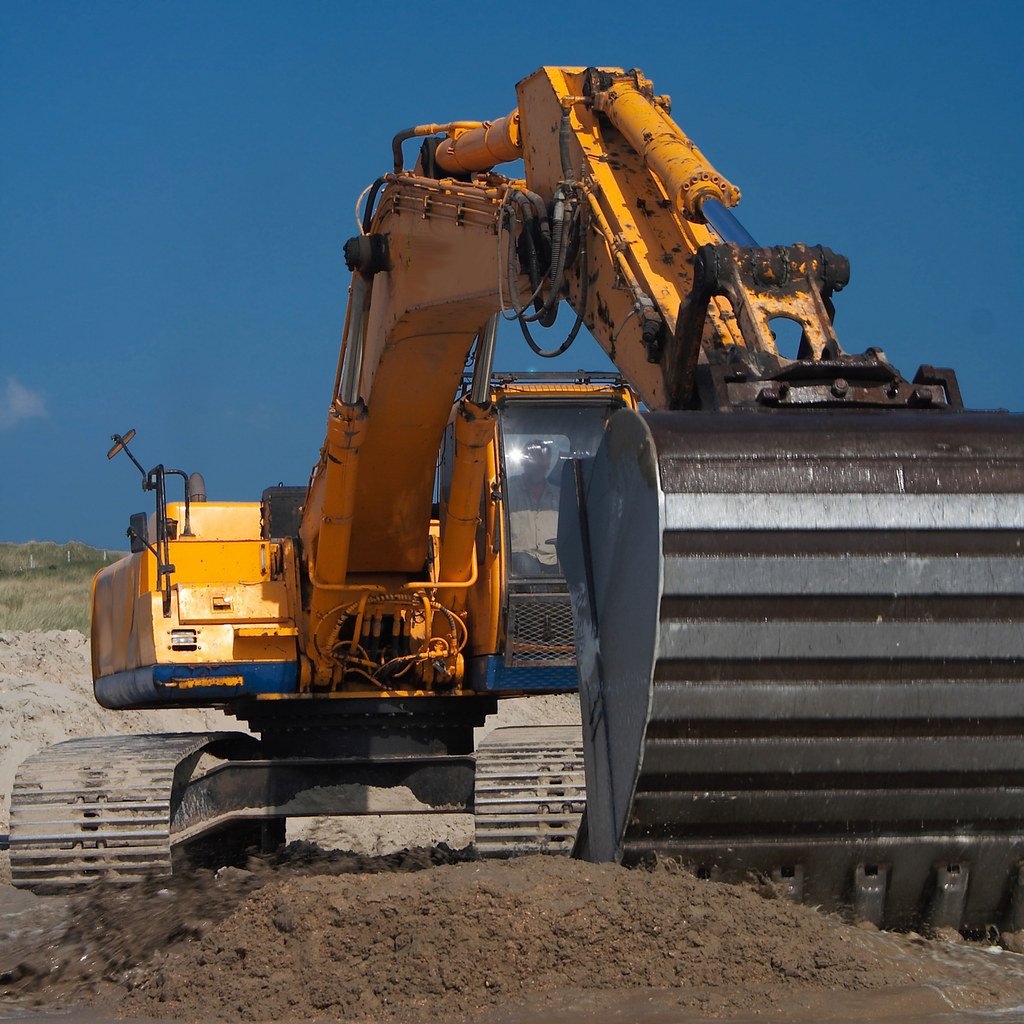 废品回收 - Digger - FGS Plant Hire