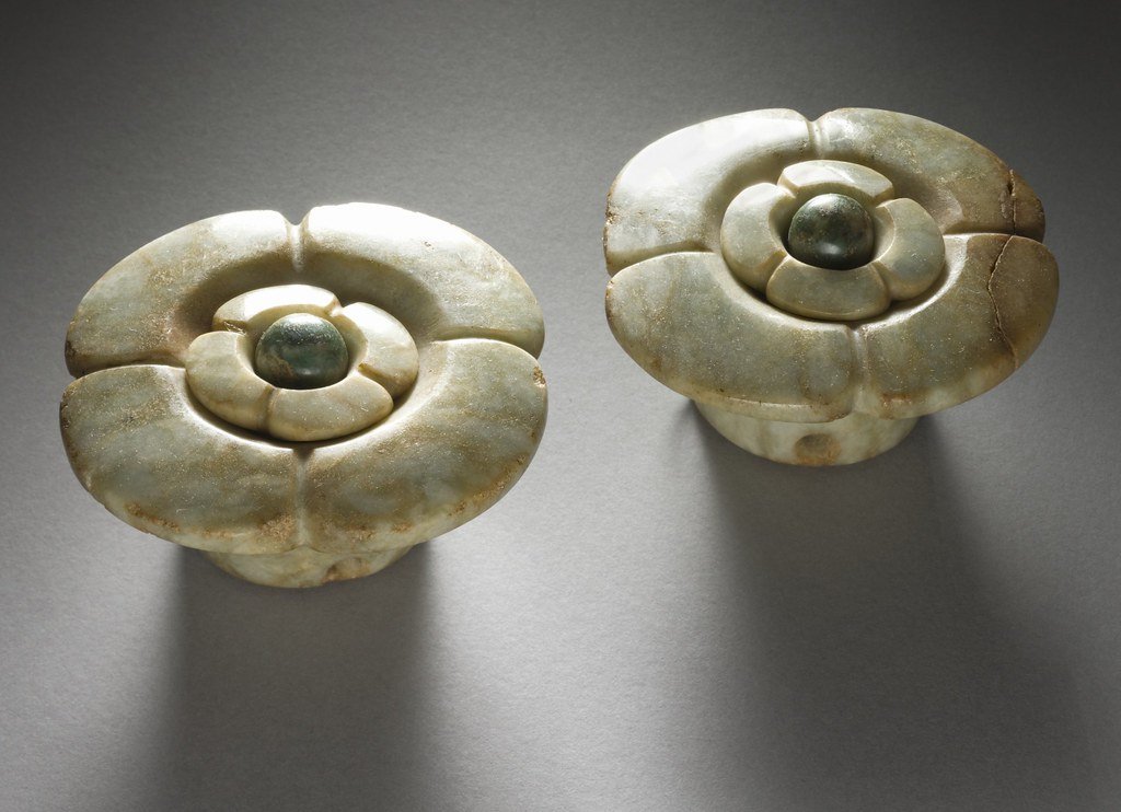 玉石珠宝 - Flower-Shaped Earflares LACMA M.2007.85.1-.2
