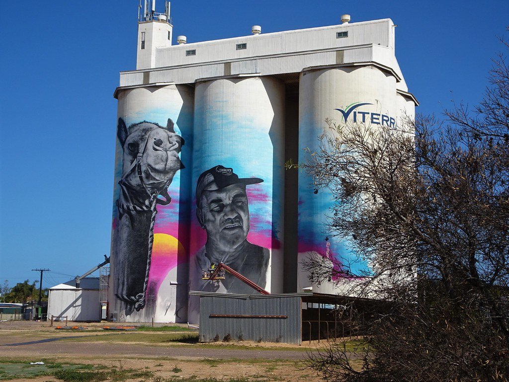 玉石珠宝 - Cowell. Franklin Harbour Eyre Peninsula. The latest South Australian silo art. Being completed in September 2019.