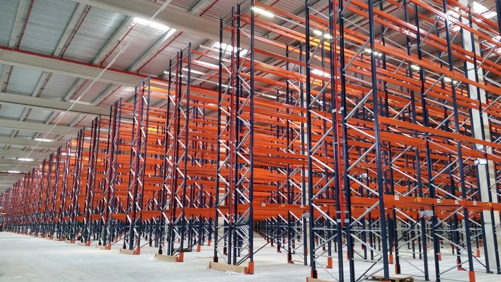 货运物流 - Free logistic warehouse photo